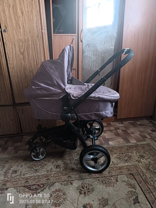 Продам коляску зимняя не дорого