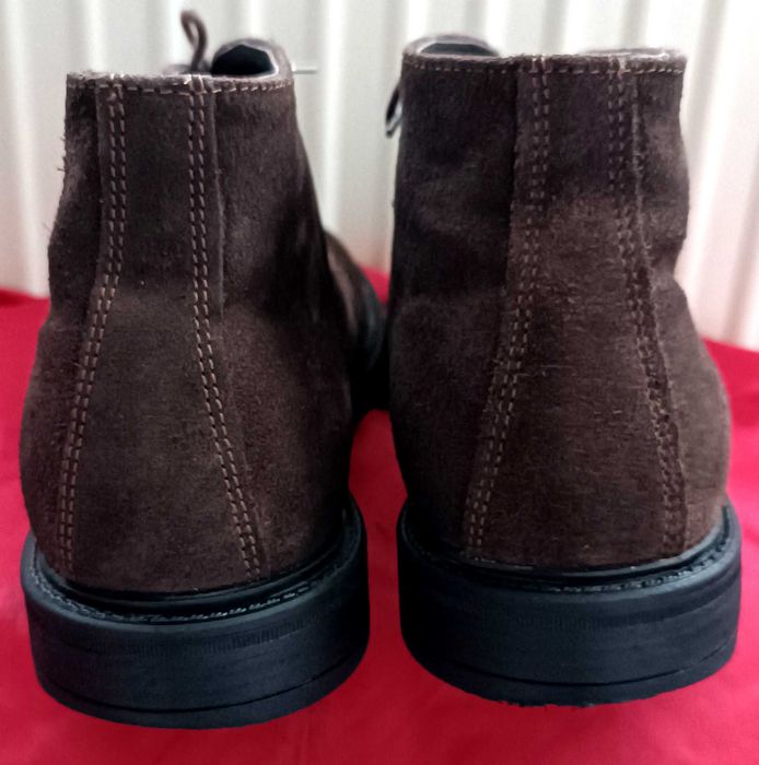 Ghete chukka din piele naturala intoarsă mărimea 44 made in ITALY