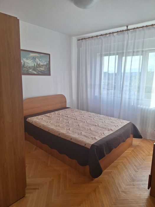 Apartament cu 3 camere Iasi zona Mircea cel Batran