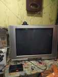 Телевизор Panasonic продам.