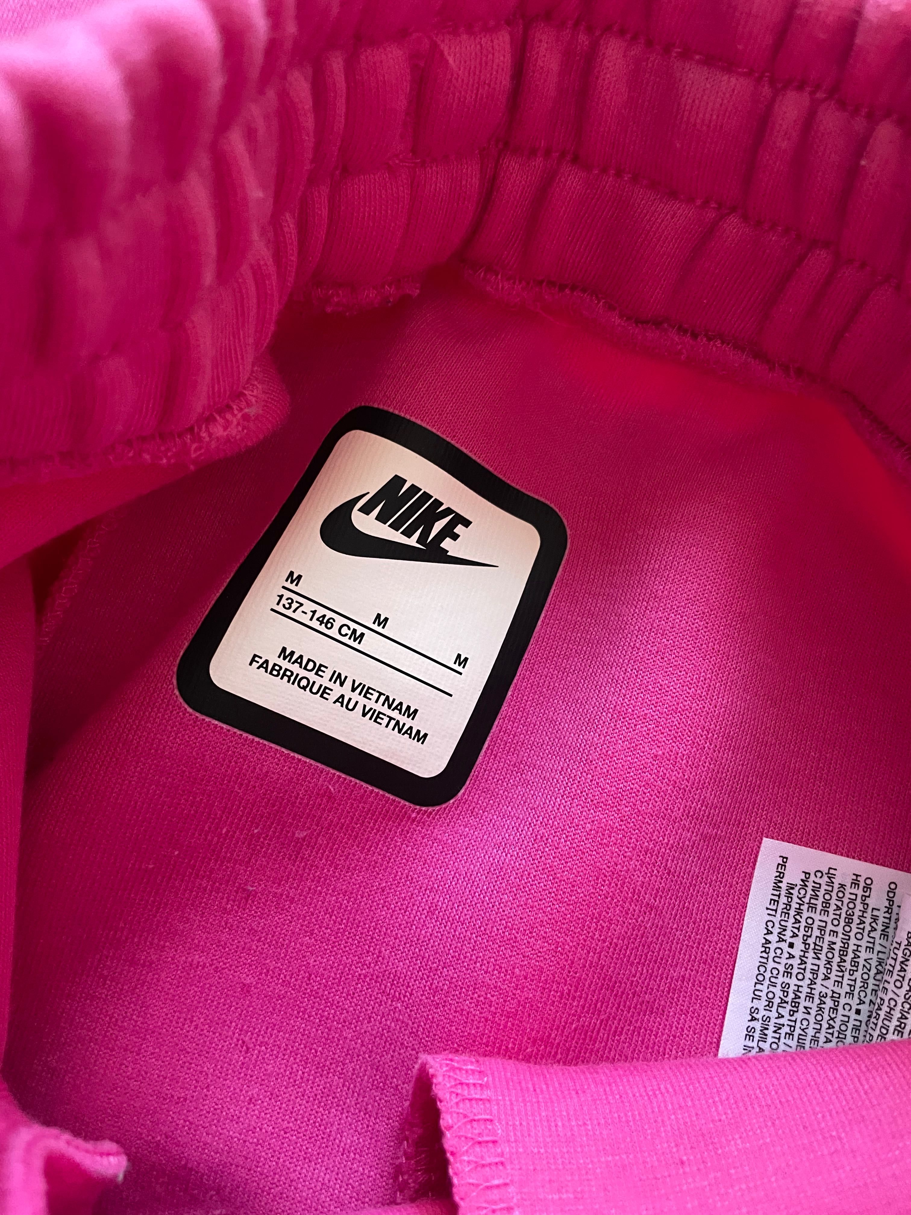 Дамски анцуг Nike tech fleece