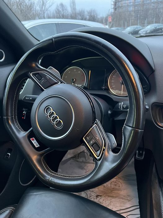 Audi SQ5 - Ауди С КЮ 5