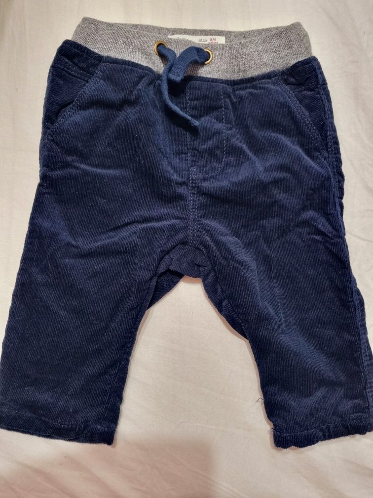 Pantaloni bebe Zara de catifea reiati