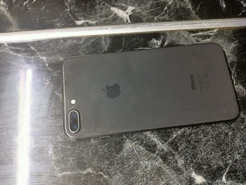 Iphone 8 plus Айфон 8 плюс телефон 128 gb гб