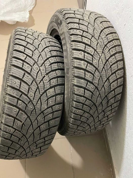 Зимние шины шипованные 215/55 R16 Triangle
