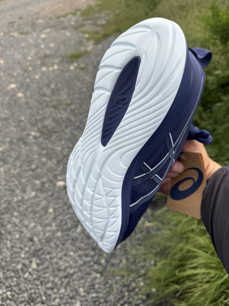 Asics Gel Cumulus 27