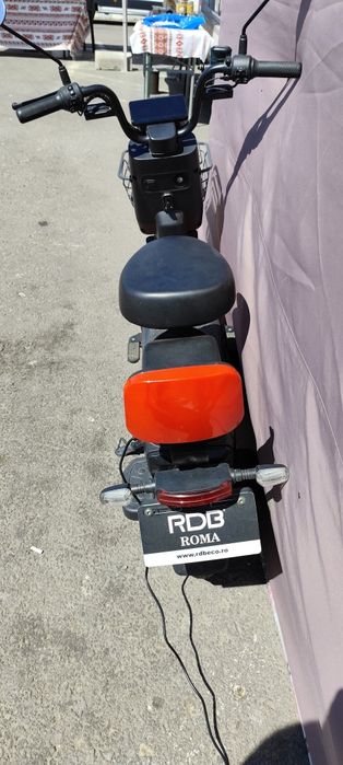 Vând scuter electric nou