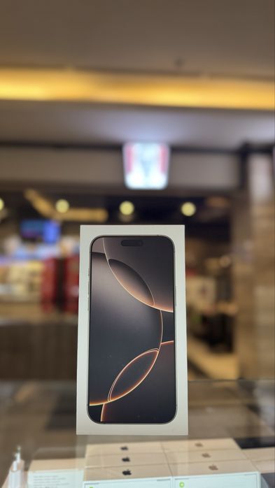 Новый iPhone 16 pro 256 + стекло чехол и адаптер