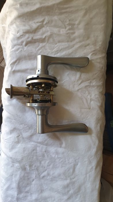 Дверные  ручки.б/у.