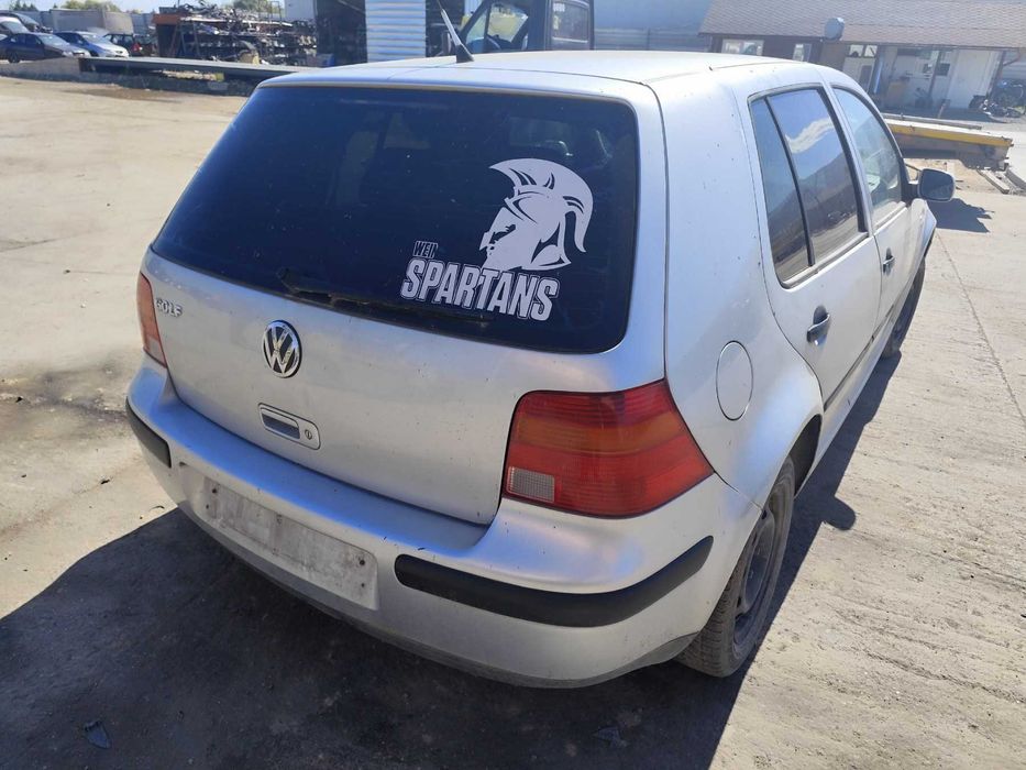 VW Golf 4 - 1.4 - 75к.с - 2000г. на части