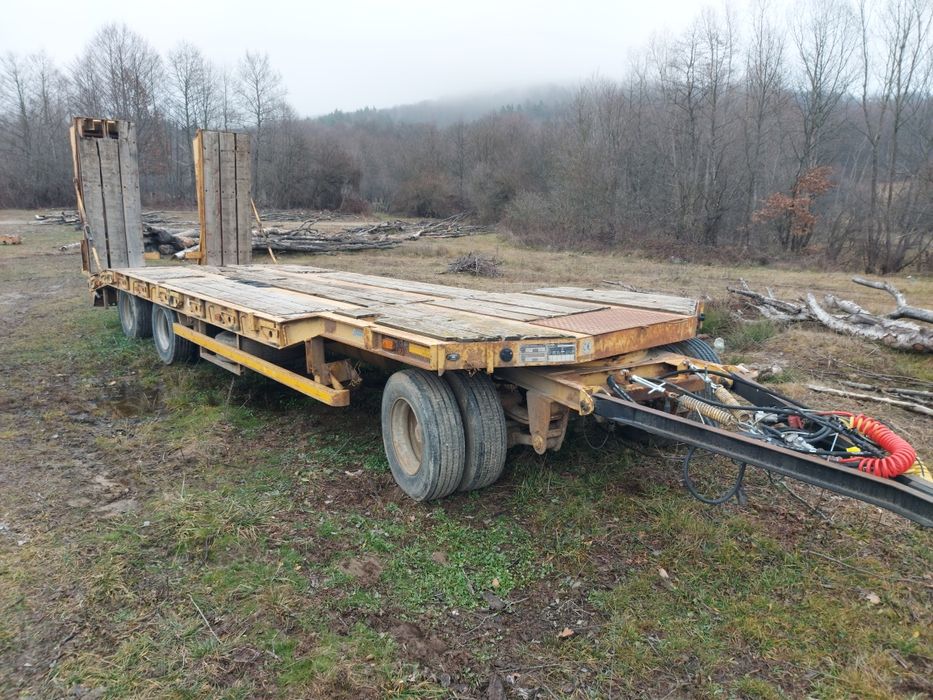 De vanzare trailer transport vehicule an fabricație 1997