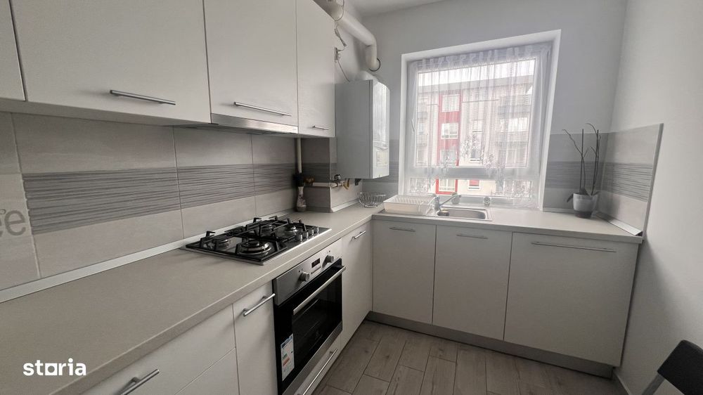 CHIRIE Apartament 2,5 camere  - Avantgarden