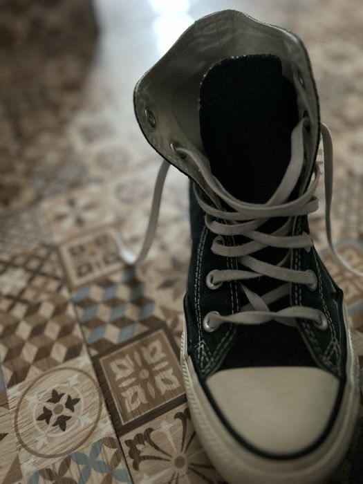 Converse marimea 36,5 negri