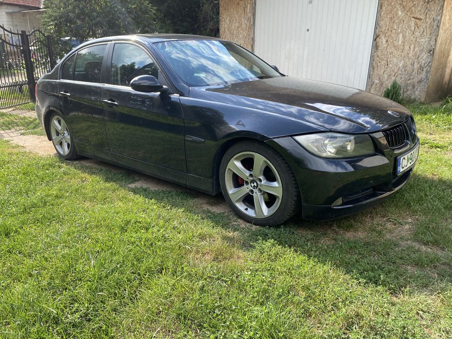 Vand BMW e90 320d 4800 Negociabil
