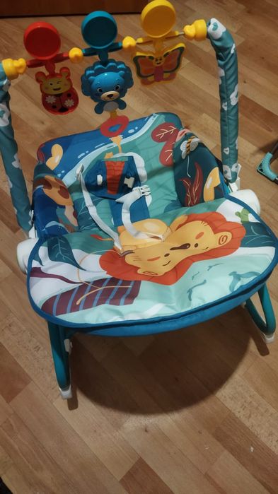 Продам шизлонг для ребёнка