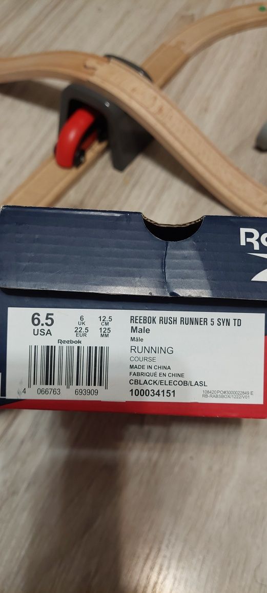 Детски маратонки reebok 22,5 р