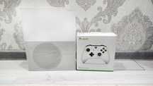xbox one s 1 tb 1 джостик  идеальный состояние