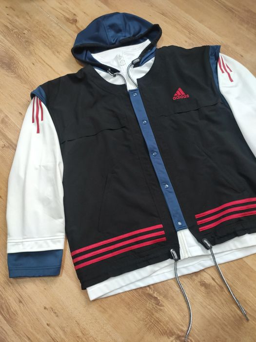 Geaca Adidas vintage mărimea L