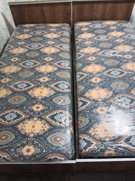 Кроват сотилади...