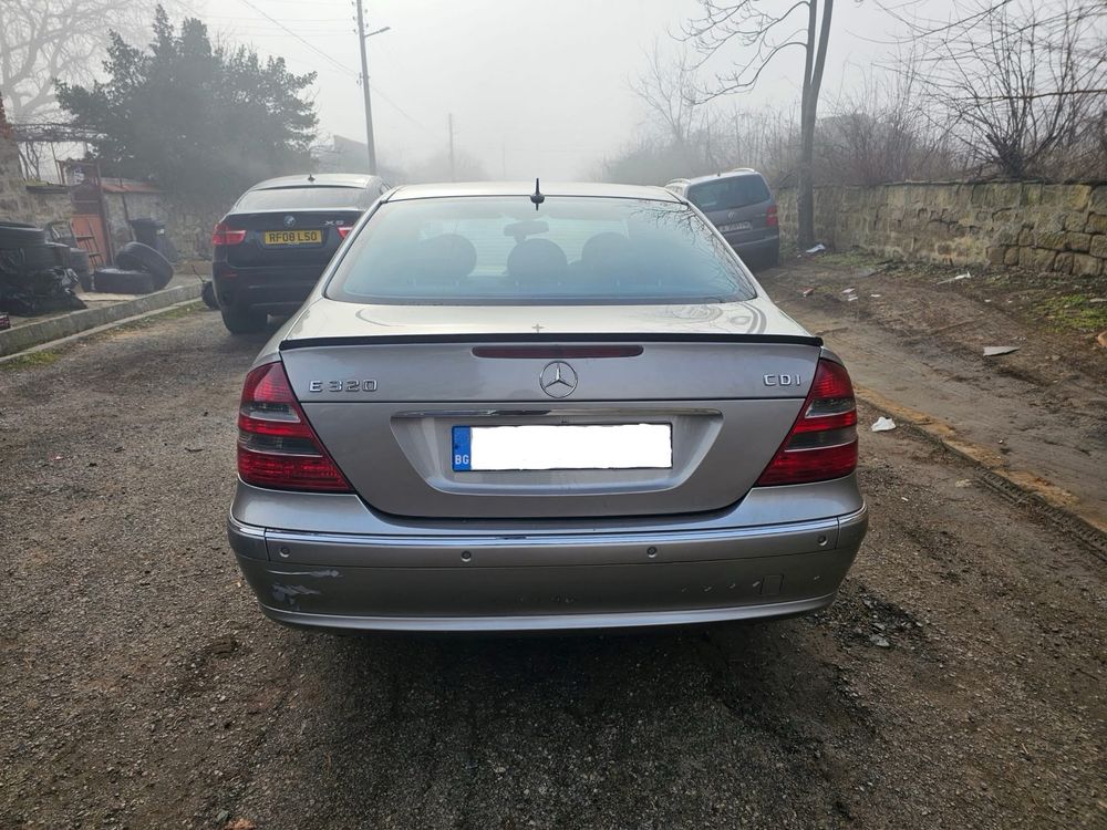 Mercedes w211 3.2 CDI НА ЧАСТИ