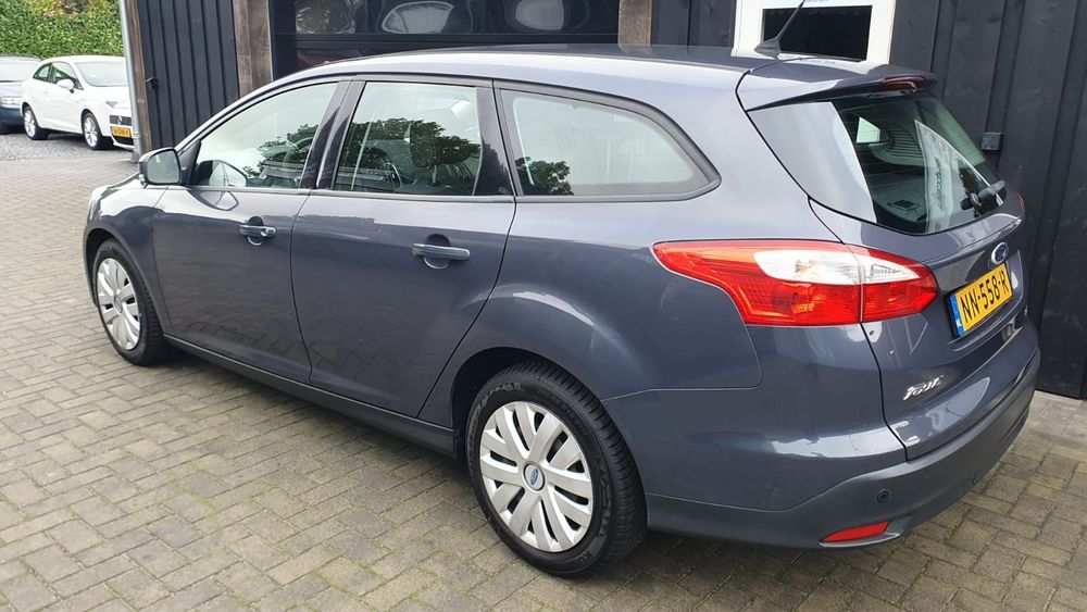 Ford Focus 3 Titanium 1.6 diesel Euro 5 Climatronic  poze reale