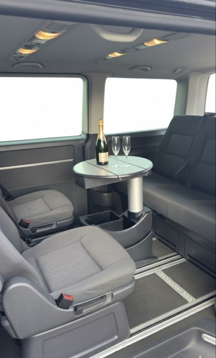 VW Multivan 2,5 TDi 180 Cp Proprietar 7 locuri 220v