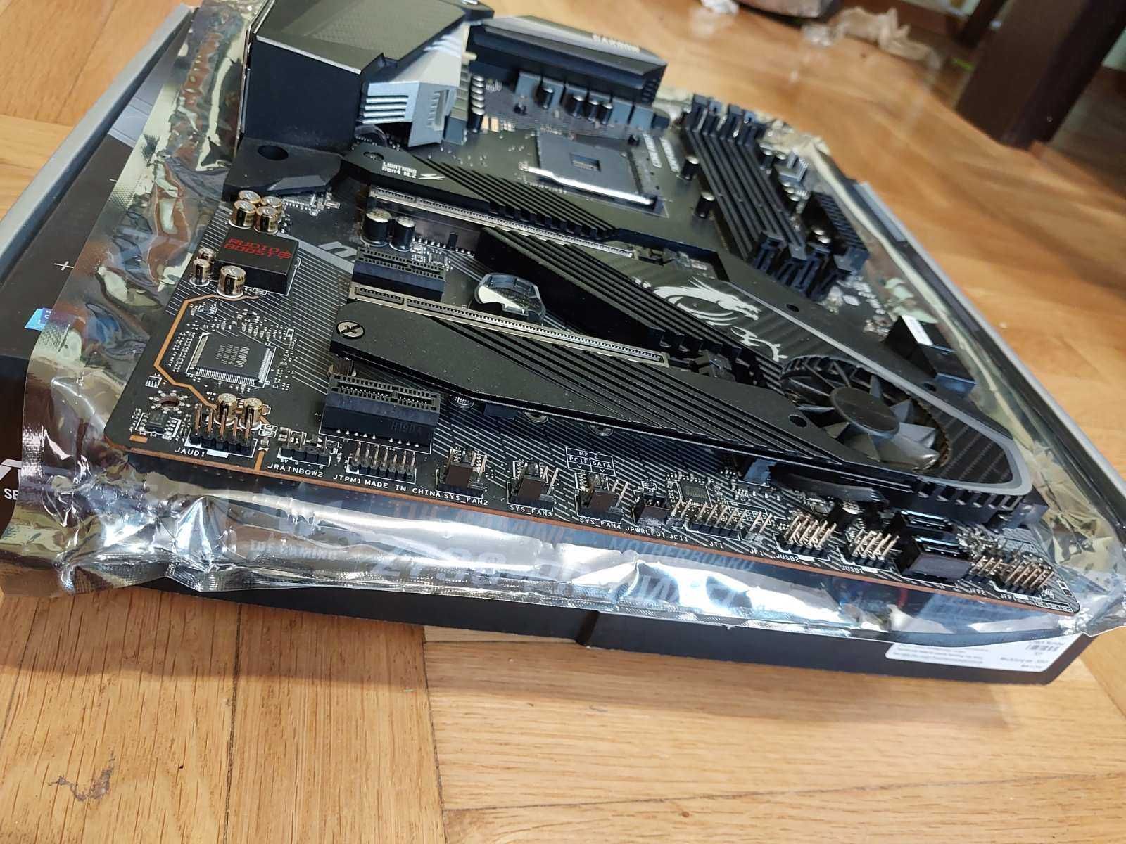 MSI X570 Gaming Pro CARBON Wi-Fi