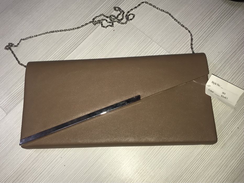 Plic elegant bej nou (geanta)