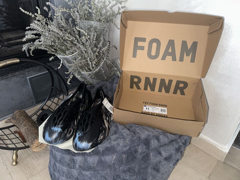 Adidas Yeezy Foam Runner MX Cinder