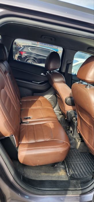 Орландо 2.4 корейская. Машина хорошая 7местная семейная, мягкая.