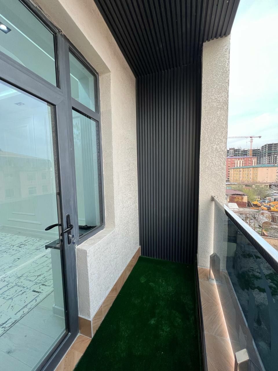 Продается красивий 2х комнотная квартира новастройка