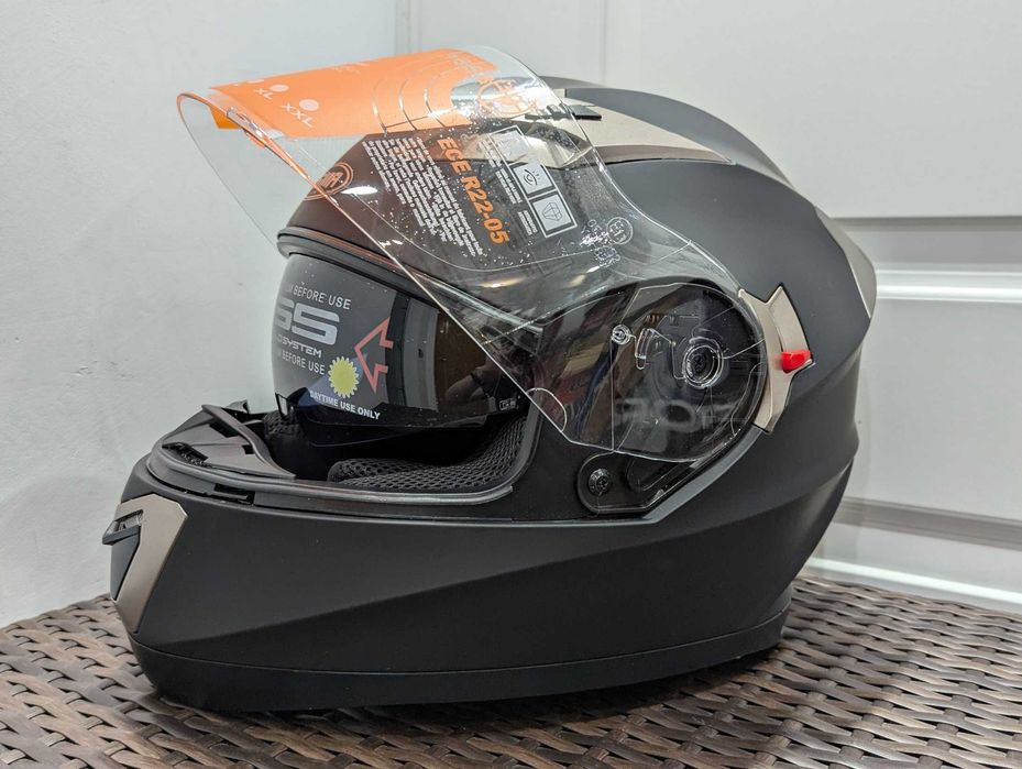 Casca moto Yema, marime L - cu ochelari de soare, full face