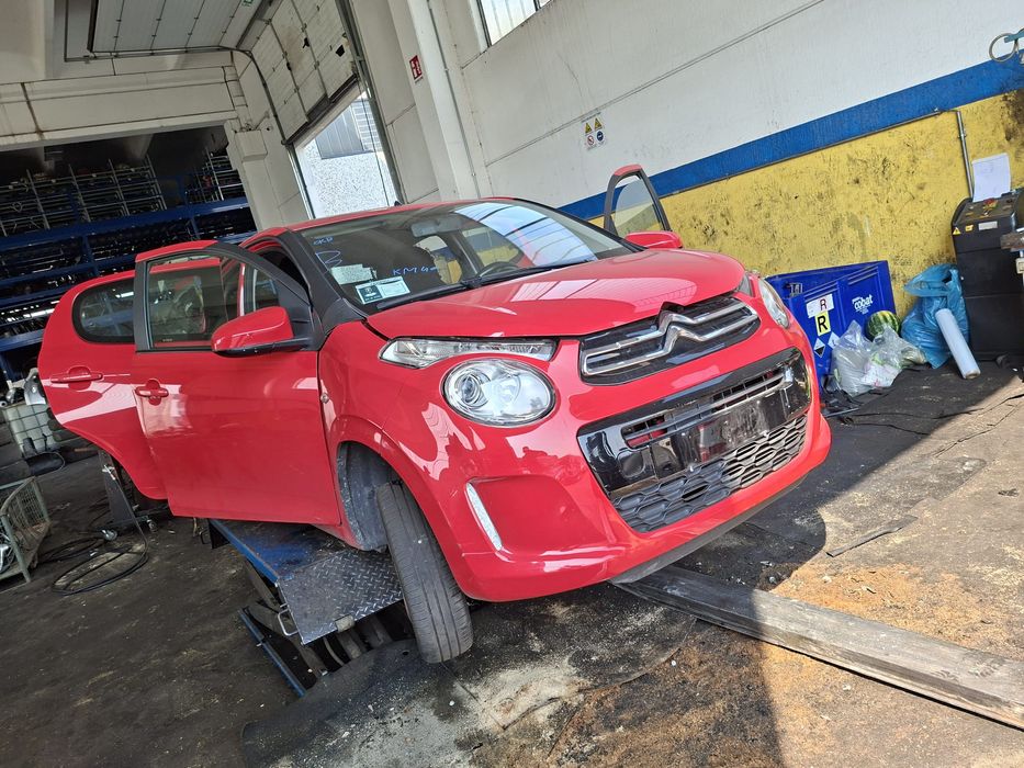 Fata completa citroen c1  2014
