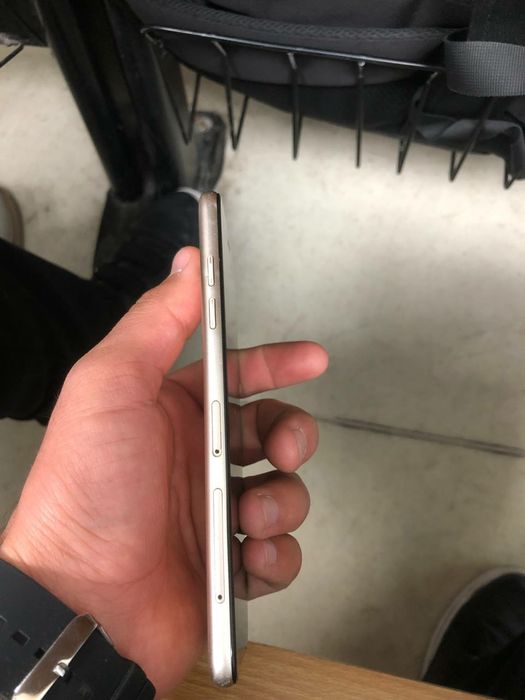 Samsung galaxy a 6 2018 3/32 gb