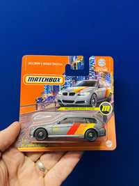 Masinuta Matchbox, 2012 BMW 3 Series Touring, Super Chase, 1:64