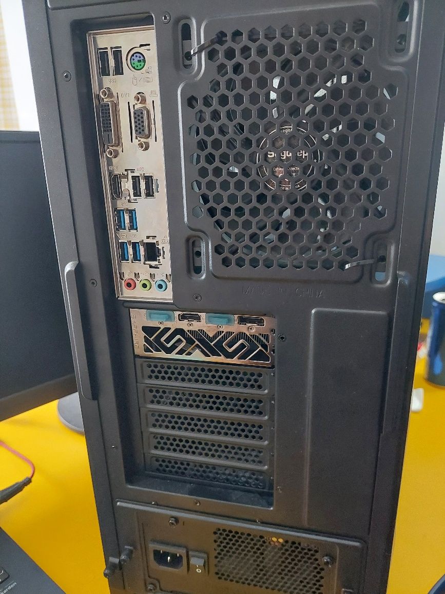 PC Gaming Ryzen 3 20gb RAM Radeon RX 5700 8gb