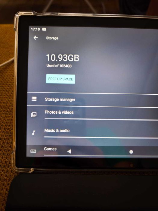 Vand tableta noua MATE13, 1024 Gb stocare, 16Gb Ram