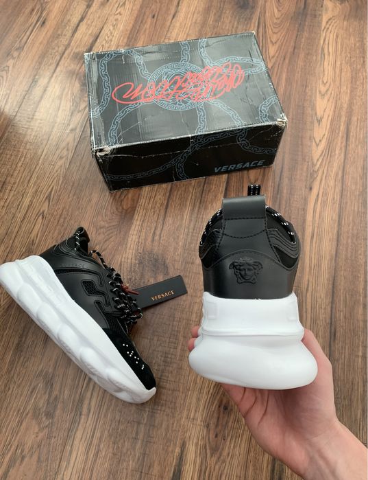 Versace Chain Reaction • STOC: 39,40,42,43,45 • Livrare 1-2 zile •