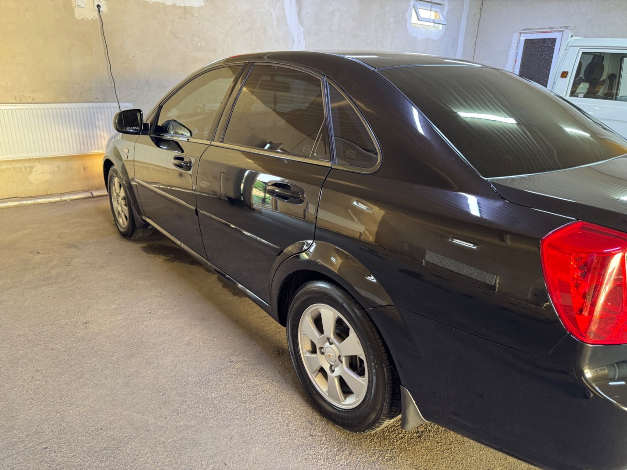 Chevrolet Gentra 3-pozitsiya