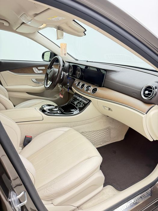 Vand Mercedes E220 d 4matic