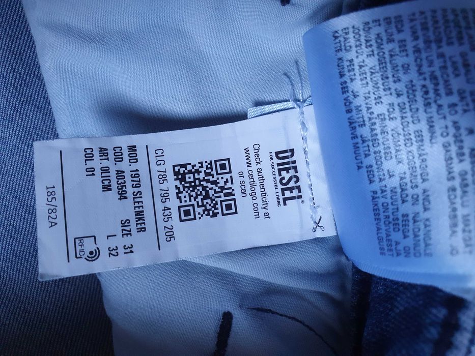 Blugi DIESEL "Sleenker" - Marime W31 L32 (Talie 84 cm)