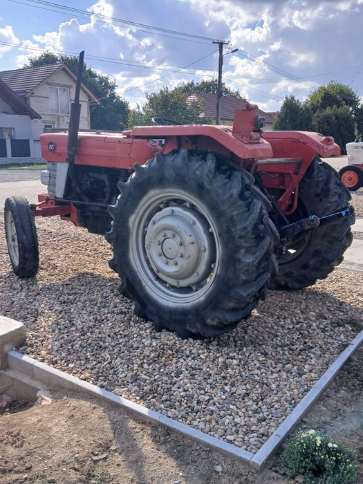 Tractor massey ferguson 155