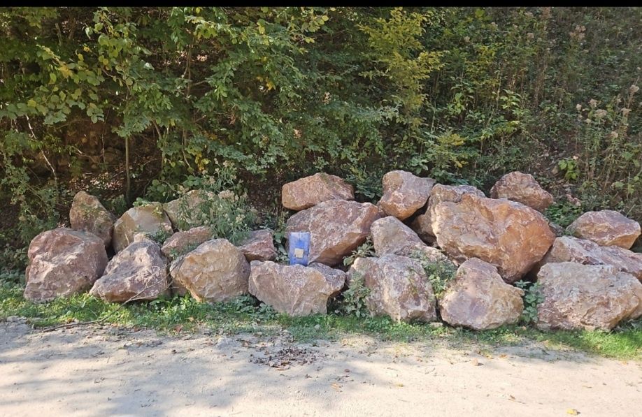 Bolovani decorativi ornamentali gradina piatra gard plasa gabioane