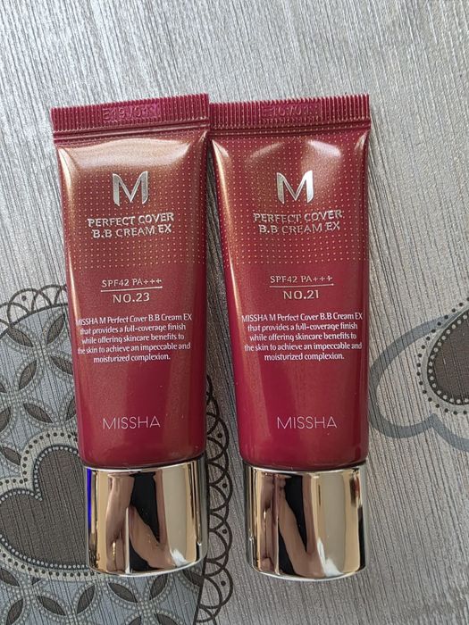 Продавам лот козметика- Huda Beauty, Missha, Essence, Loreal, Lollipop