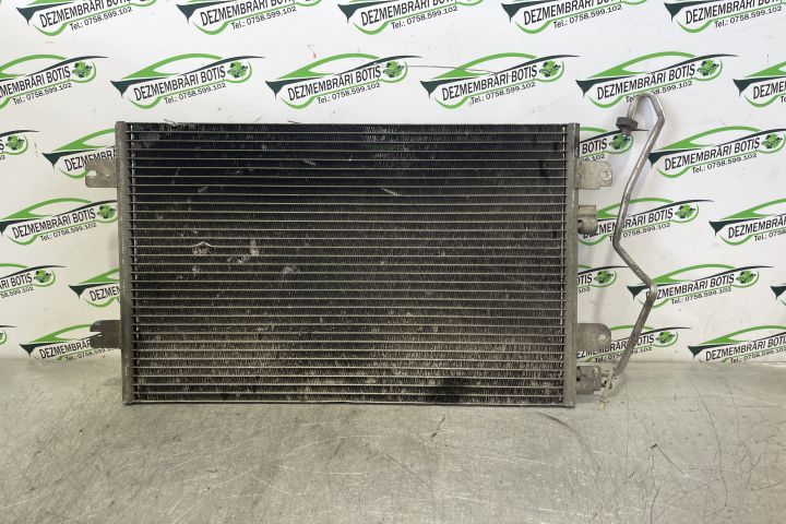 Radiator clima AC condesator aer 8200182361 Dacia Logan prima generat