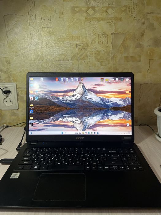 Ноутбук Acer черный