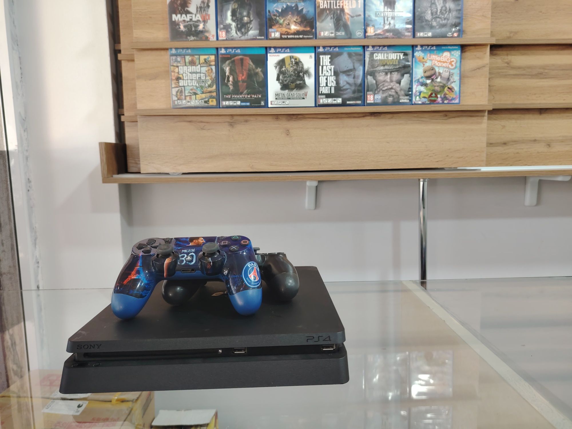 (PS4) Sotiladi 11.00 ichiga MOD CHIP Qo'yilgan Xolati Ideal