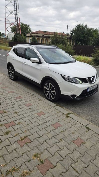 Nissan Qashqai J11Tekna 4x4 1.6 Diesel 130 cp