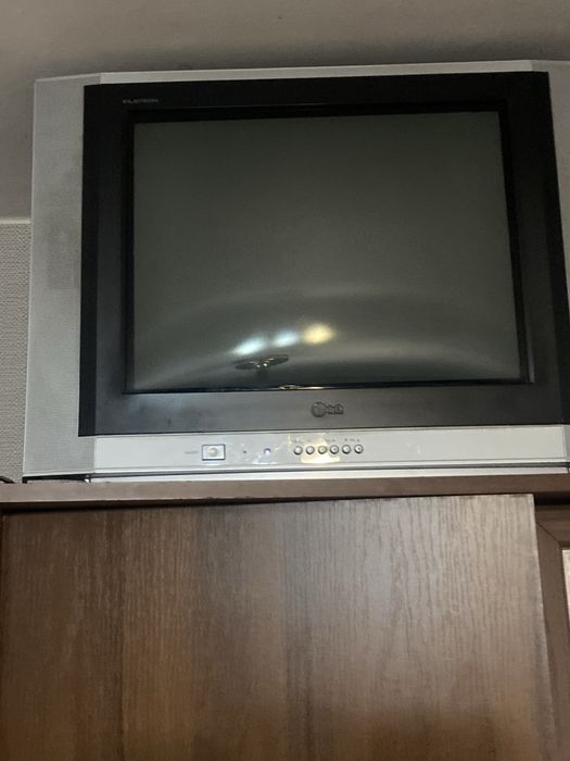 Продам телевизор рабочий