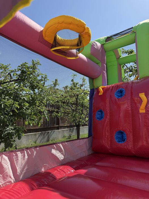 Castel gonflabil cu tobogan Candy Land